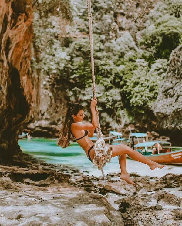 Quelles activités culturelles découvrir lors d'un séjour à Séville pendant la Feria d'Avril?